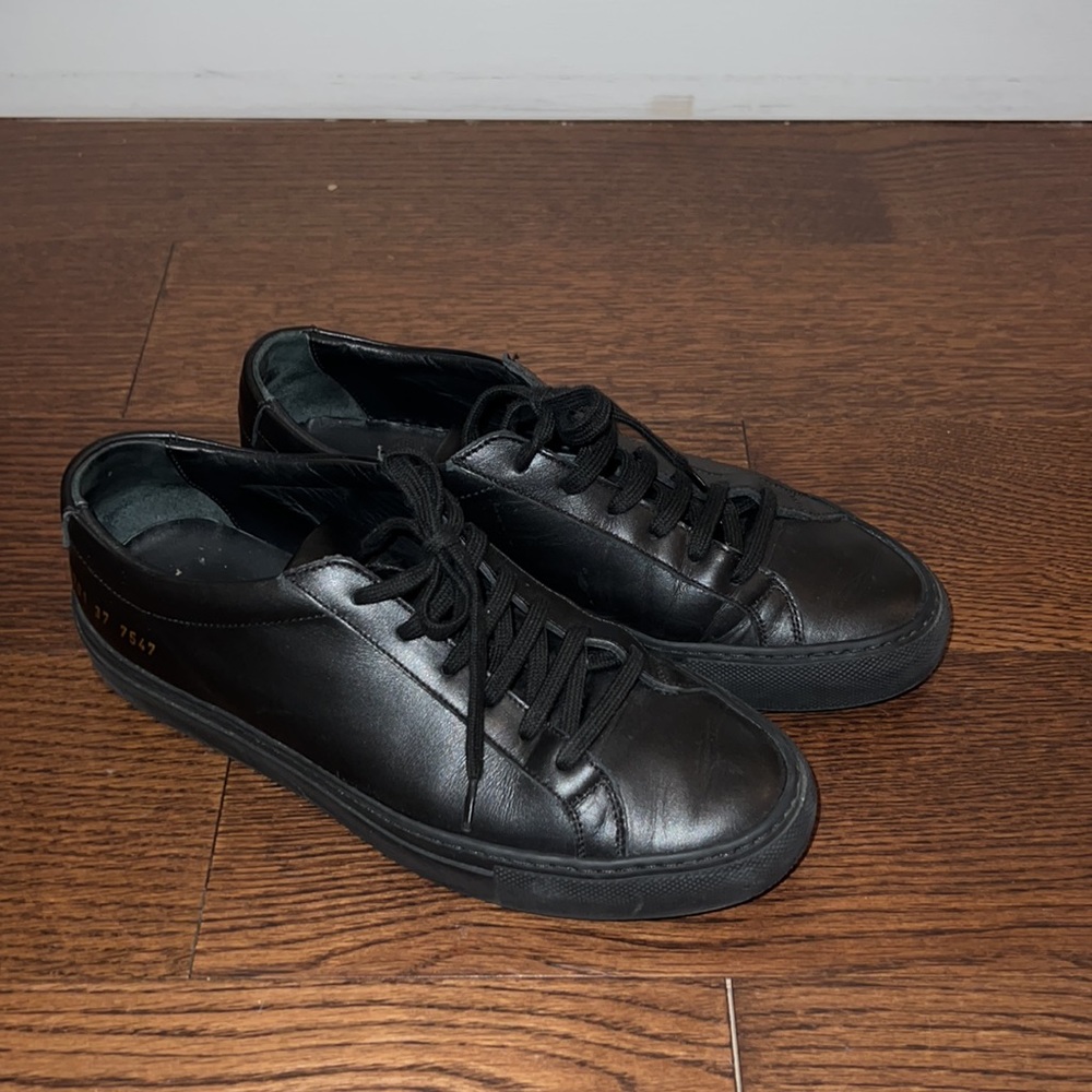 Common Projects Womens Black Achilles size 37